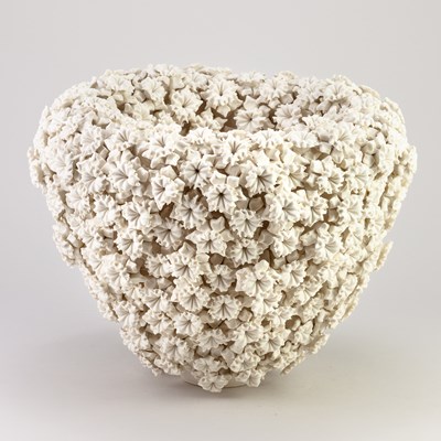 Lot 45 - VANESSA HOGGE (born 1963); 'Daffodil Vessel',...