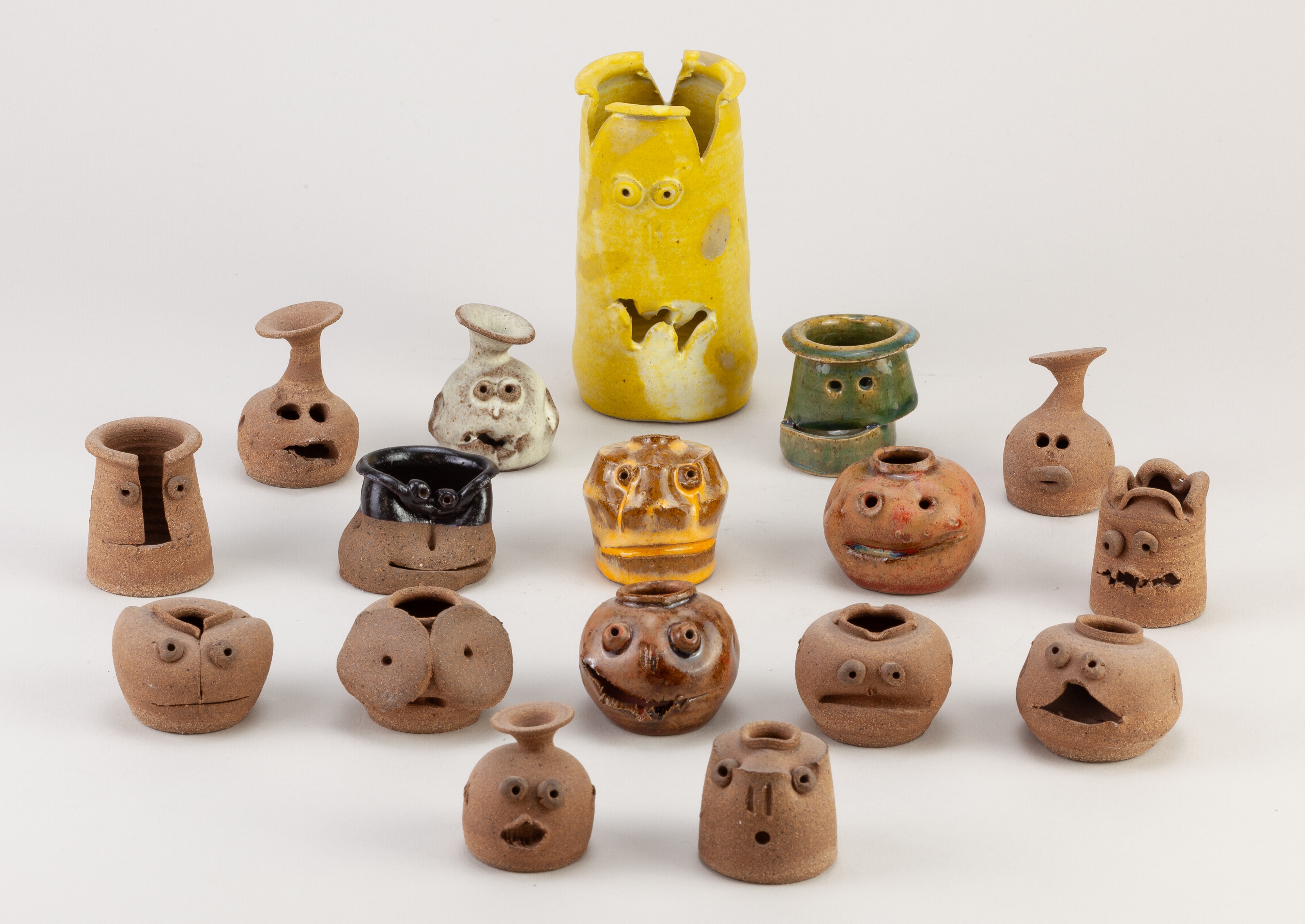 12. 金重陶陽 備前筒花入 / KANESHIGE Toyo flower vase, Bizen