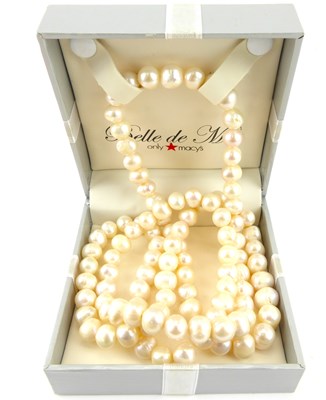 Lot 1063 - A good quality continuous pearl necklace with...