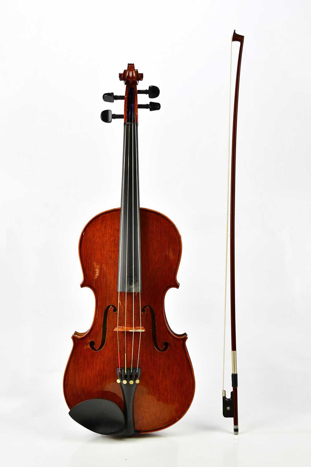 Lot 1242 - A modern Stentor Conservatoire viola with...