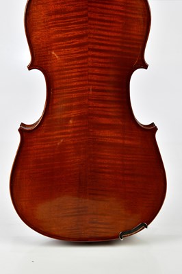 Lot 1242 - A modern Stentor Conservatoire viola with...