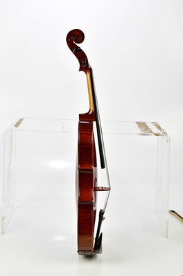 Lot 1242 - A modern Stentor Conservatoire viola with...