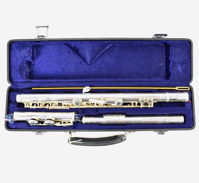 Lot 694 - EARLHAM; a Series II silver plated flute,...