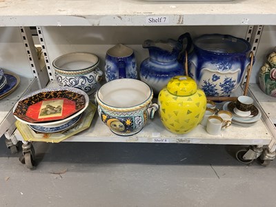 Lot 435 - A mixed lot of ceramics including three Sarah...