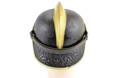 Lot 566 - An Imperial German Hessian fireman-style helmet.