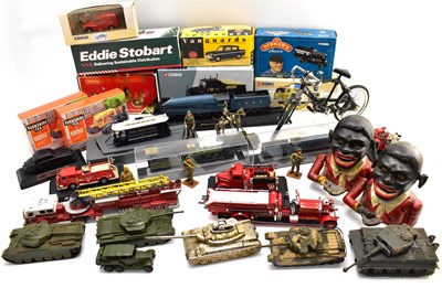 Lot 374 - Various modern and vintage collectible diecast...