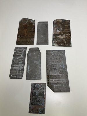 Lot 109 - A quantity of assorted cast metal printing...