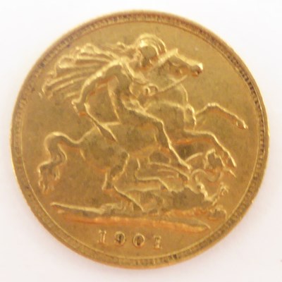 Lot 892 - A Victorian half sovereign 1901, old head,...