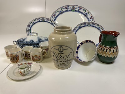 Lot 158 - A quantity of mixed ceramics including a Virol...