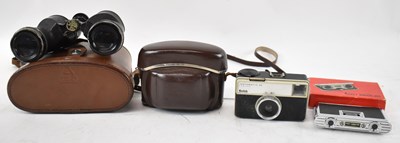 Lot 274 - A cased pair of Bausch & Lomb Zephyr...