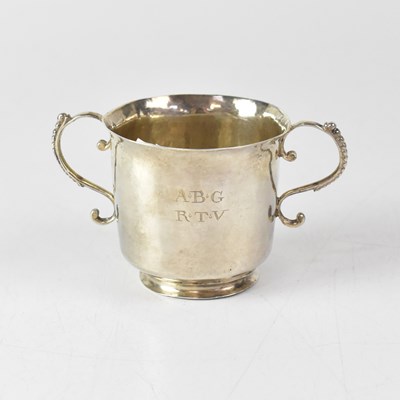 Lot 771 - A George III Guernsey silver loving cup with...