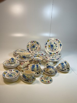 Lot 179 - MASONS; a 'Regency' pattern part dinner service.