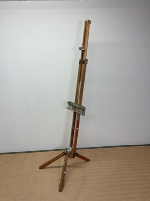 Lot 299 - A Winsor and Newton artist easel. 173cm high.