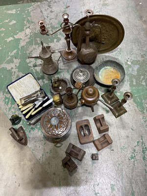 Lot 114 - A quantity of metal items including cutlery,...