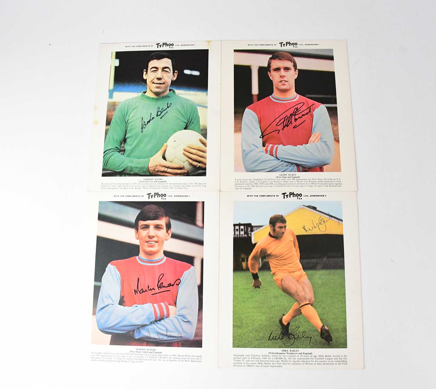 Lot 409 Eight Typhoo Tea signed collectors' cards,