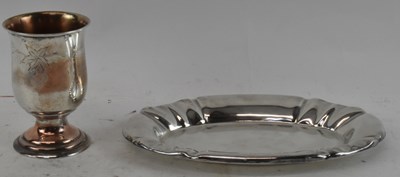 Lot 640 - An Israeli 800 grade silver oval shaped dish,...