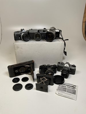 Lot 65 - A quantity of cameras to include: Asahi,...