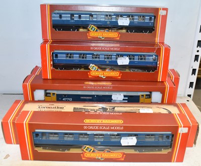 Lot 323 - HORNBY; a group of OO gauge items including a...