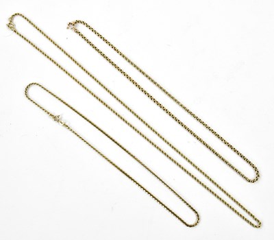 Lot 386 - Three various 9ct yellow gold chains, combined...