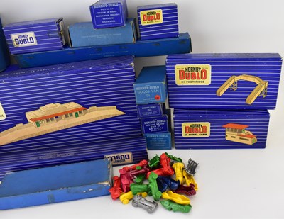 Lot 446 - HORNBY DUBLO; various OO gauge boxed model...