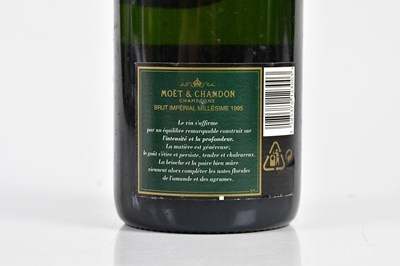 Lot 4222 - CHAMPAGNE; a single bottle Moët & Chandon...