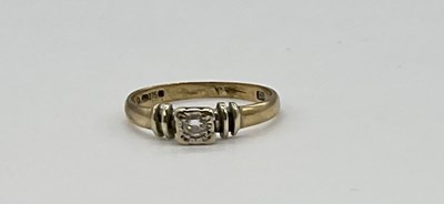 Lot 1260 - Two 9ct yellow gold dress rings, combined...