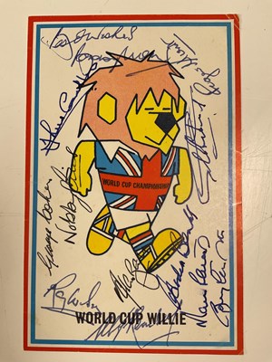 Lot 2334 - ENGLAND WORLD CUP WINNERS 1966; a 'World Cup...