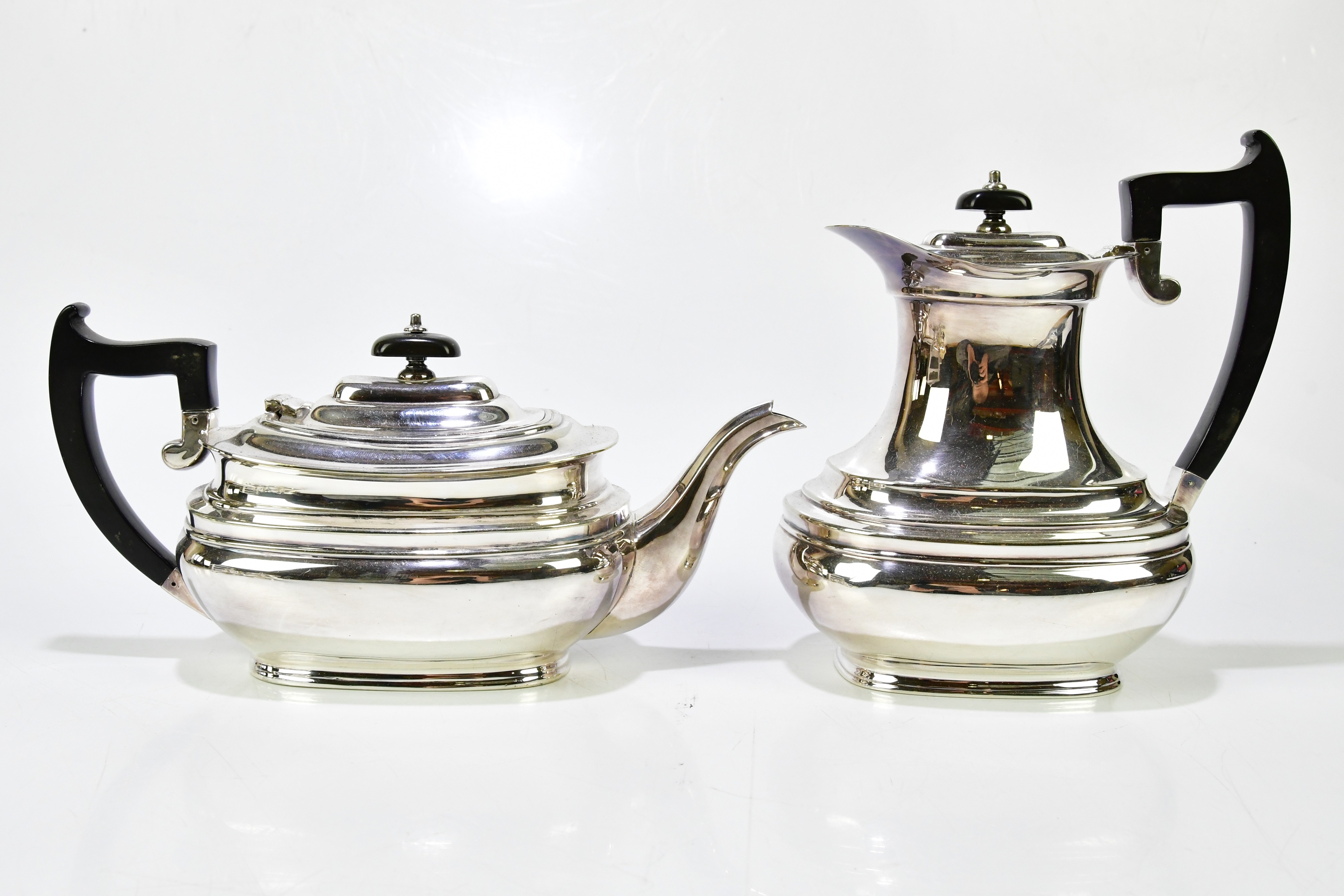 Lot 439 - GOLDSMITHS & SILVERSMITHS COMPANY, a four