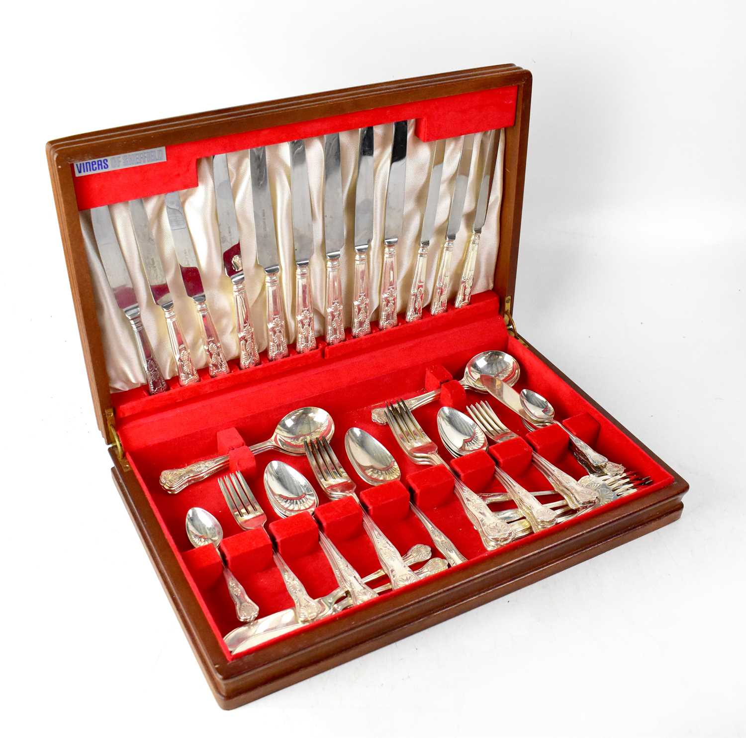 Lot 643 - A canteen of cutlery