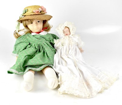 Lot 136 - A collection of decorative dolls