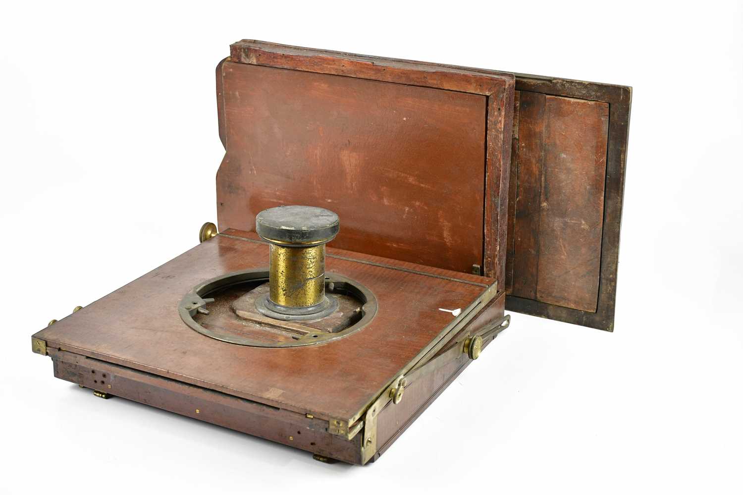 Lot 1564 - A 19th century part of a plate camera, to