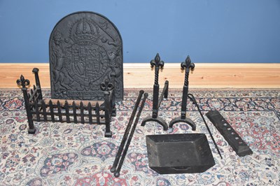 Lot 357 - A Royal Coat of Arms cast iron fire back, 55 x...