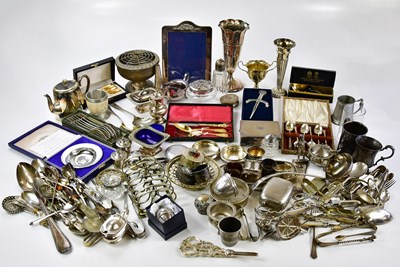 Lot 2001 - A large collection of electroplated items to...