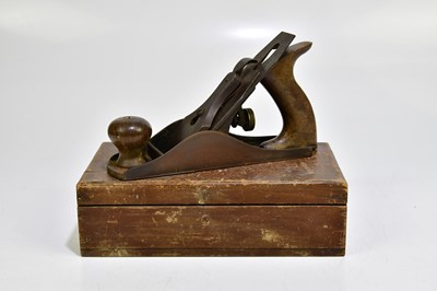 Lot 1081 - BAILEY; a cased woodworking plane.