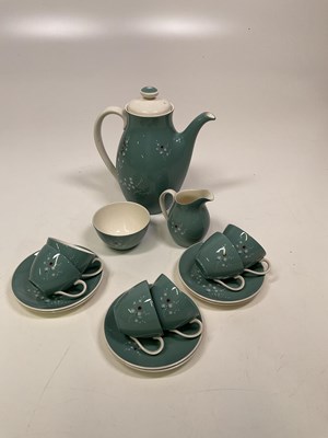 Lot 143 - ROYAL DOULTON; a 'Spindrift' D6466 pattern...