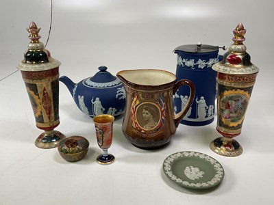 Lot 160 - A group of decorative ceramics including a...