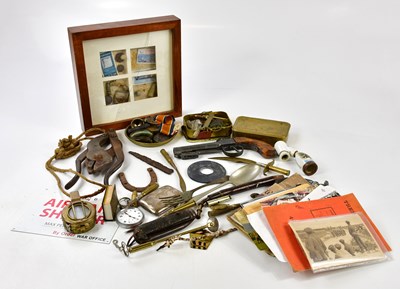 Lot 652 - An interesting collection of militaria...