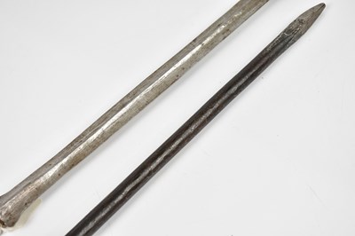 Lot 728 - A Maasai spear, length 126cm, with an unusual...