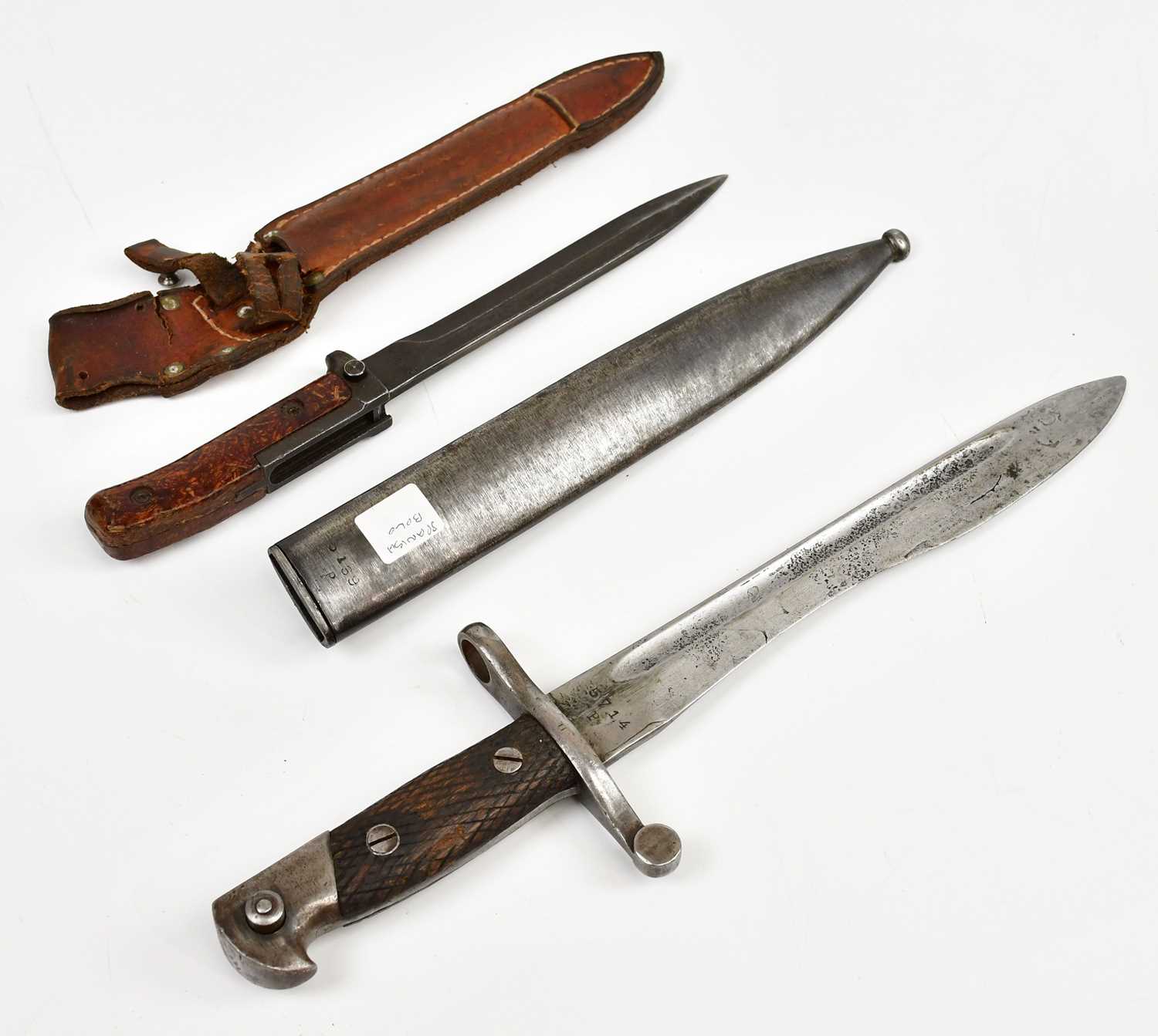 Lot 725 - A Spanish Bolo bayonet and scabbard, with a...