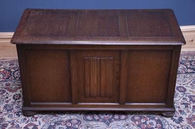 Lot 2485 - An oak blanket box on bun feet, width 96cm.
