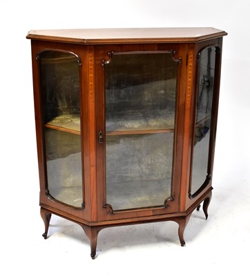 Lot 10 - An Edwardian mahogany display cabinet