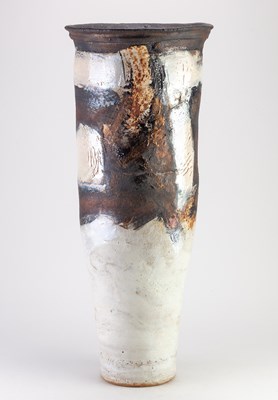 Lot 487 - ROBIN WELCH (1936-2019); a tall stoneware...