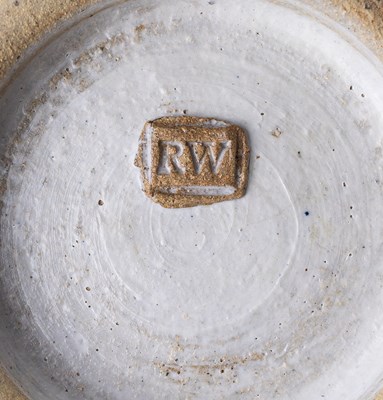 Lot 487 - ROBIN WELCH (1936-2019); a tall stoneware...