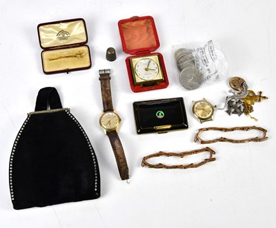 Lot 797 - A small quantity of costume jewellery to...