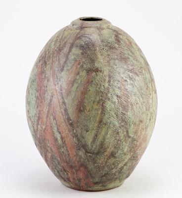 Lot 100 - CHRIS CARTER (born 1945); an ovoid stoneware...