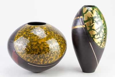 Lot 564 - TONY LAVERICK (born 1961); a black porcelain...