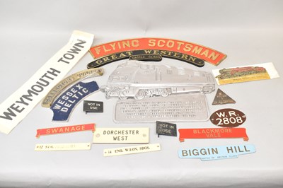 Lot 4 - A collection of assorted predominantly railway...