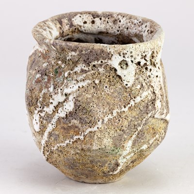 Lot 5 - AKI MORIUCHI (born 1947); a small stoneware...