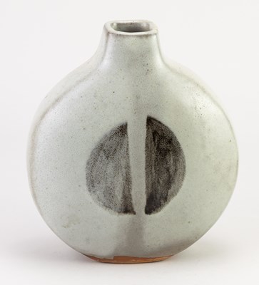 Lot 253 - JANET LEACH (1918-1997) for Leach Pottery; a...