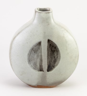 Lot 253 - JANET LEACH (1918-1997) for Leach Pottery; a...